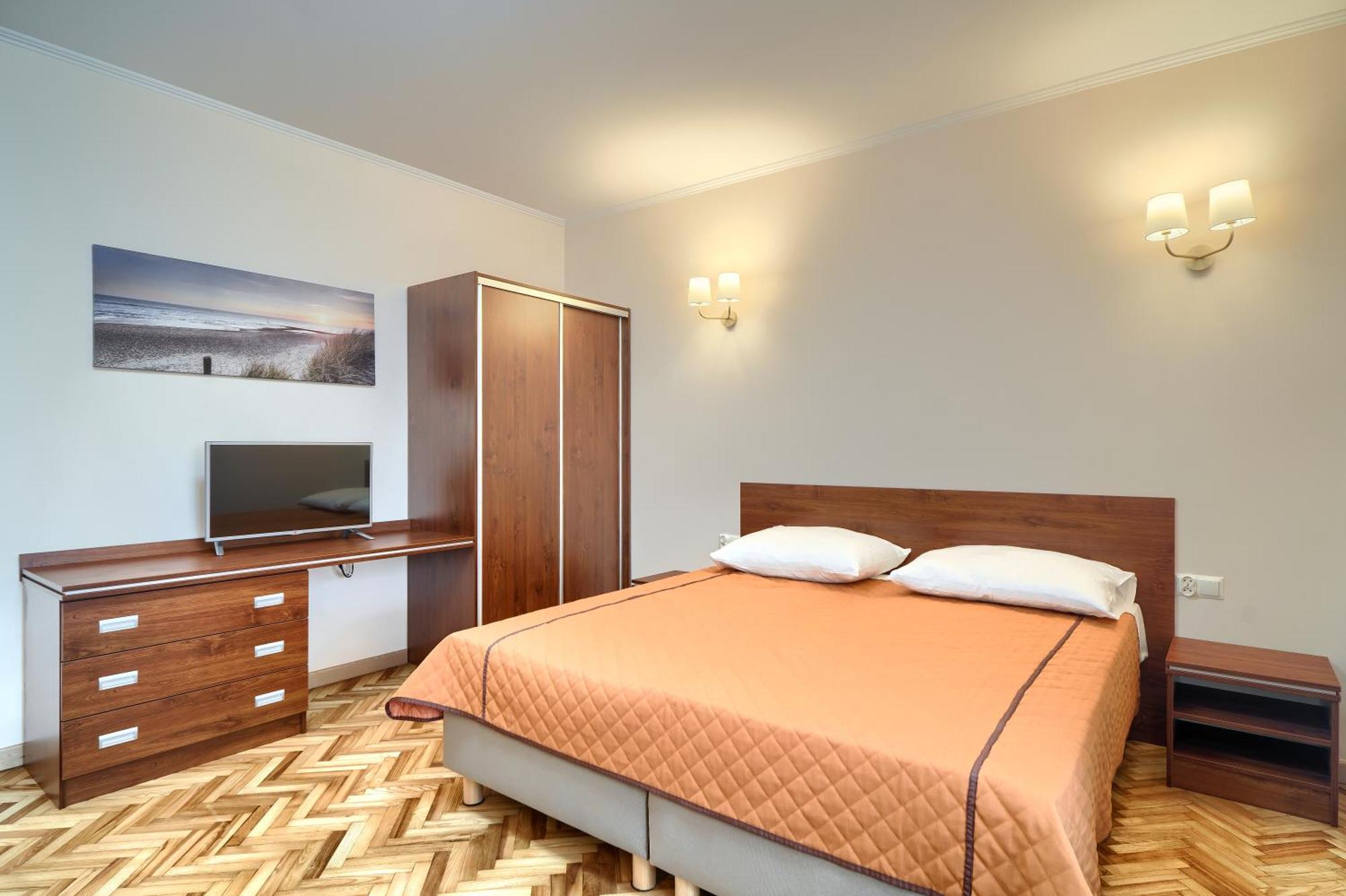 Pensjonat Tadeusz I Apartamenty W Darlowku Darłówko Exteriér fotografie